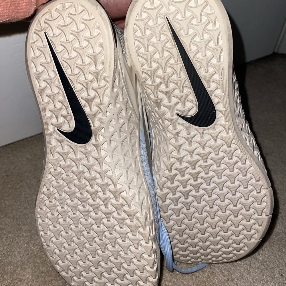 Nike Metcons - Picture 5 of 5